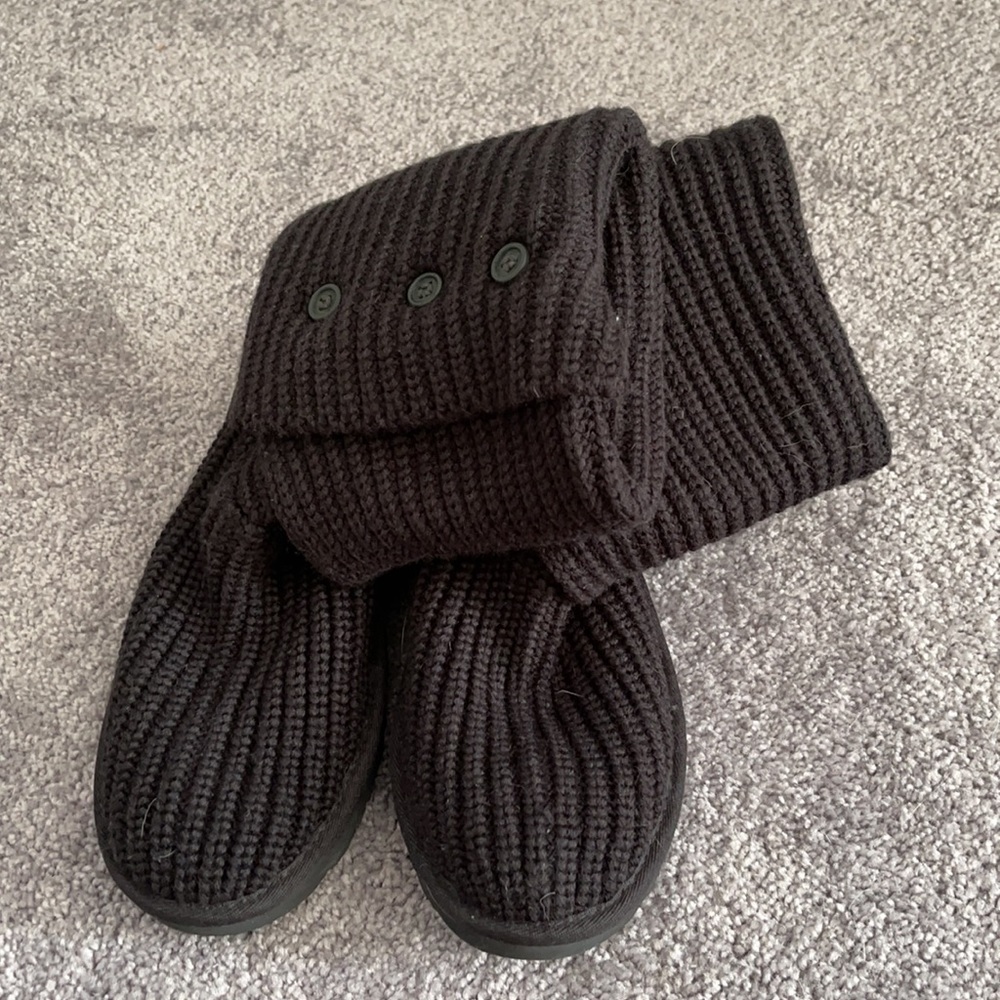 Women’s Classic Cardy UGG Boots - Picture 2 of 4
